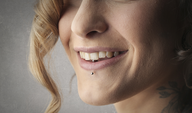 Cuidados para la exposición de piercings al sol - Apréndete