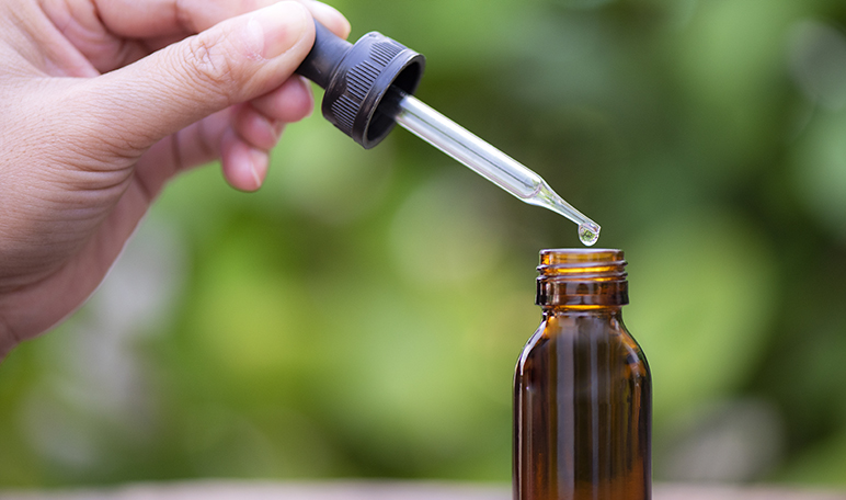 8 beneficios del aceite de árbol de té que te sorprenderán - Apréndete